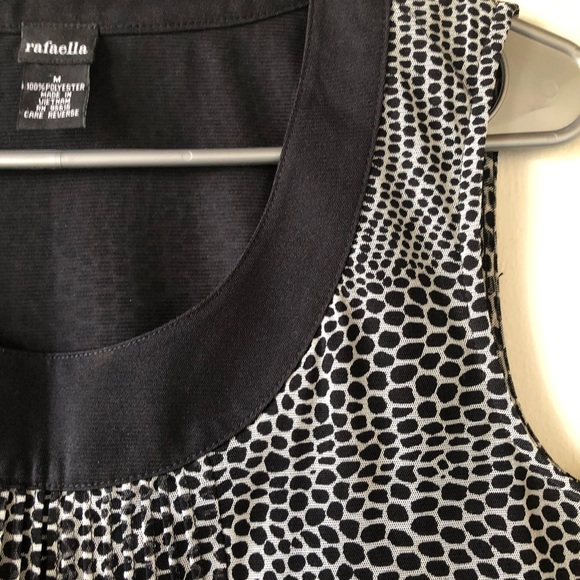 RAFAELLA Womens Semi Sheer Lined Semi Loose Sleeveless Top Size Medium - Picture 3 of 9
